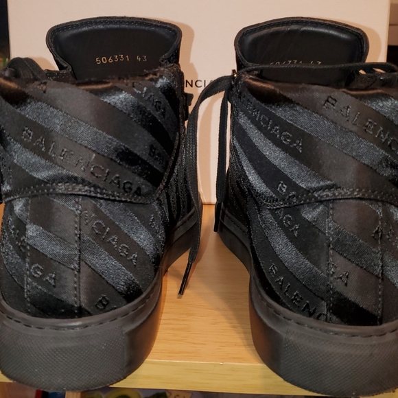 Authentic Balenciaga logo sneaker Send offers - Picture 4 of 10